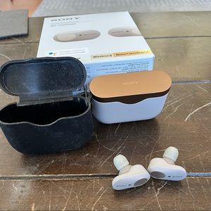 Sony WF-1000XM3 wireless earbuds